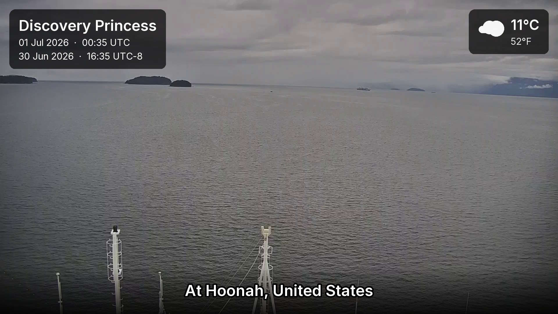 A live picture from the bridge of the Discovery Princess