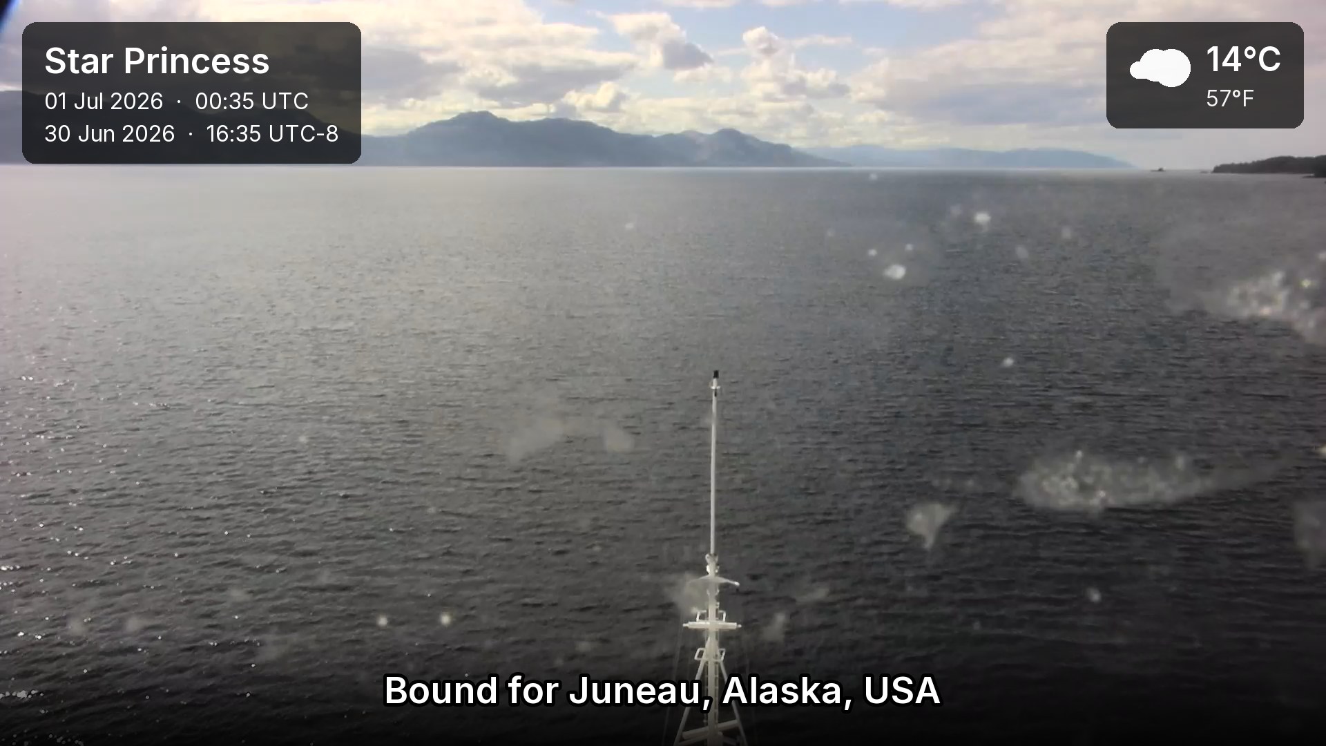 A live picture from the bridge of the Star Princess
